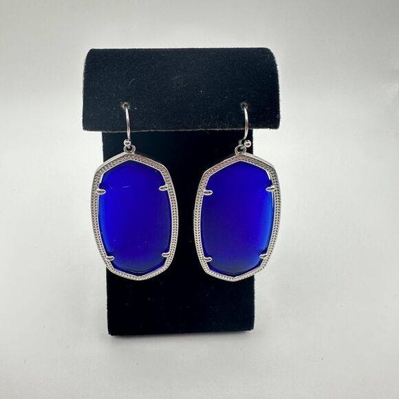 Never Worn Kendra Scott Danielle dangle earrings in Cobalt blue and Silver tone! - Picture 11 of 13